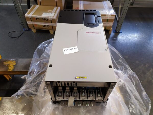 Allen-Bradley POWERFLEX 753 Frequenzumrichter 20F1AND186JN0NNNNN neu OVP