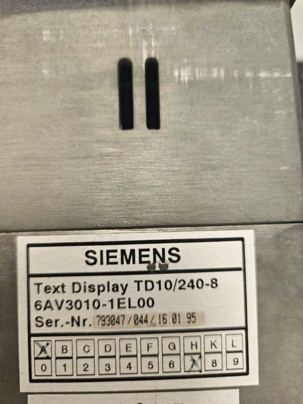 SIEMENS 6AV3010-1EL00  Defekt - nur für Ersatzteile