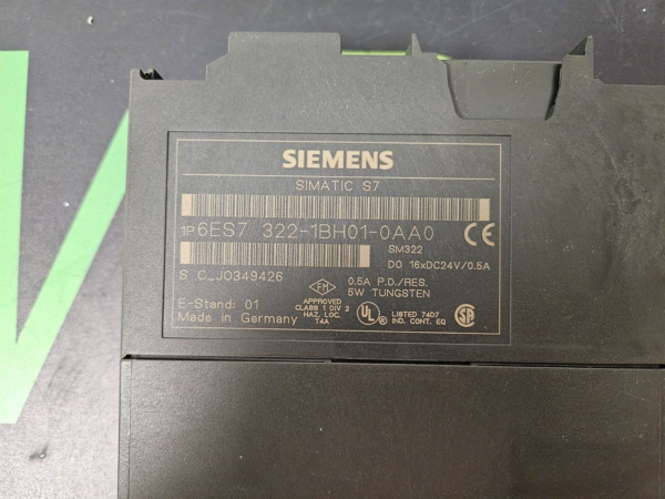 SIEMENS SIMATIC S7 6ES7322-1BH01-0AA0 Gebraucht