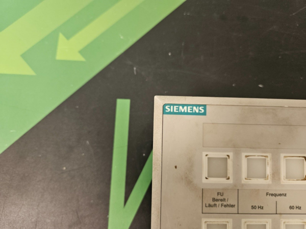 SIEMENS SIMATIC PP 17 6AV3688-3ED13-0AX0  Defekt - nur für Ersatzteile